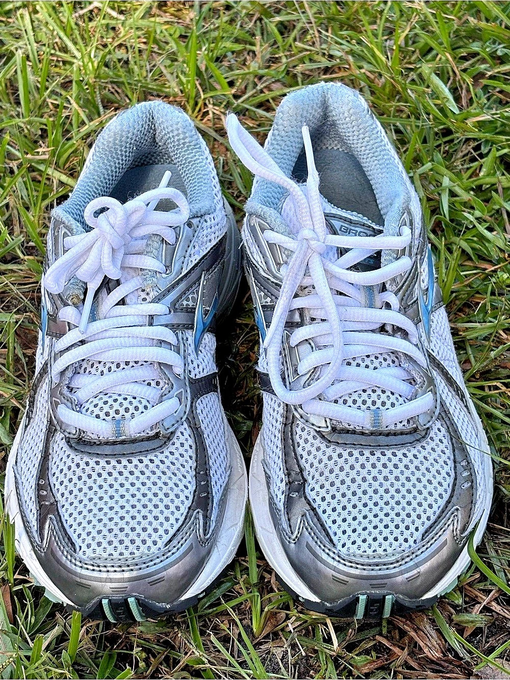Brooks Adrenaline GTS 5 Women's US 6.5 Athletic Shoes